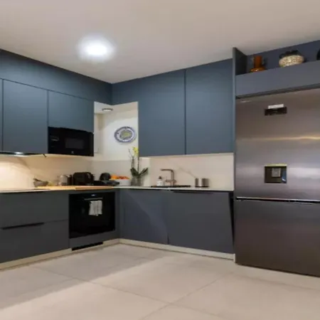 Apartamento Severo Ochoa Marbella Apartment *